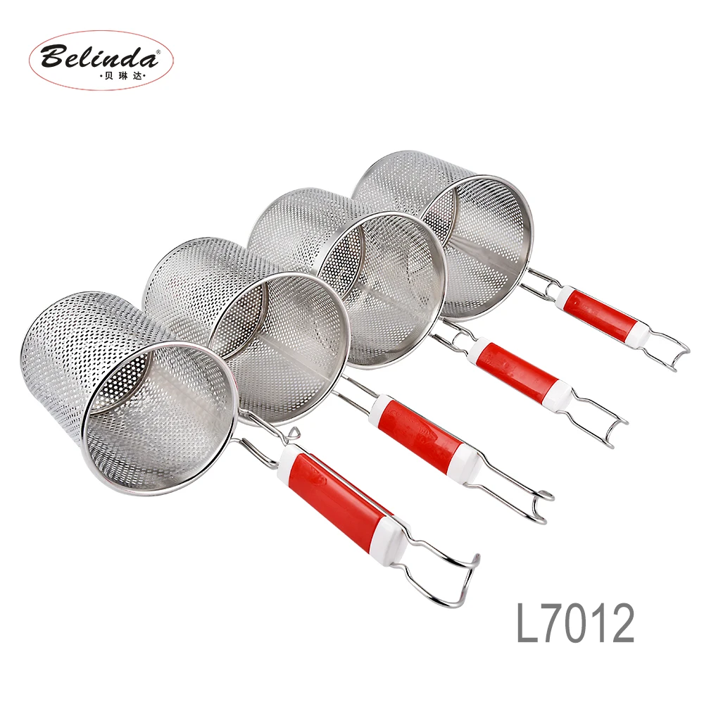 Best selling stainless Steel Strainer Basket With Wooden Handle Fine Mesh Food Skimmer Kitchen Pasta Dumpling Noodle Sieve