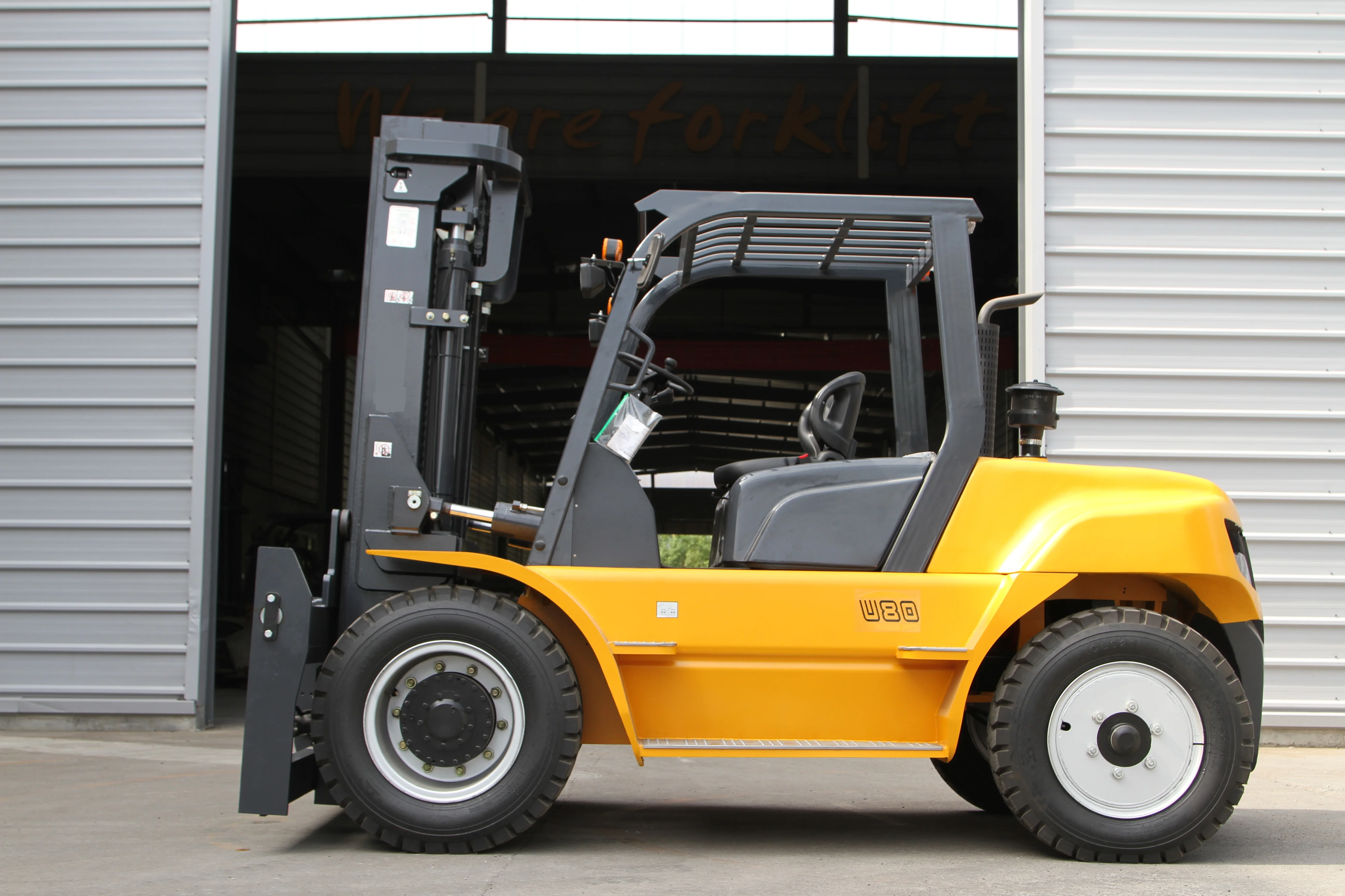 Дизельный вилочный погрузчик Zhejiang UN, 8 тонн