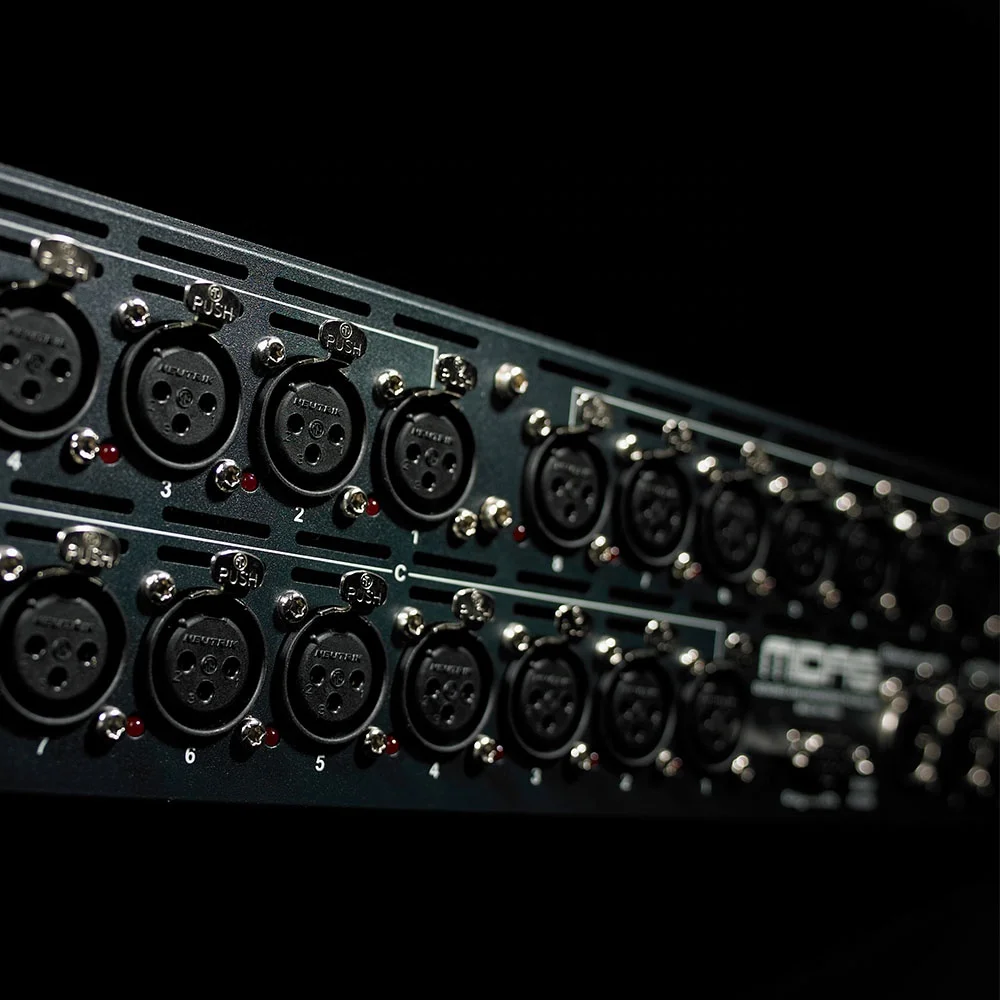 Midas DL151 Stagebox 24-Channel XLR Mic/Line Inputs With Midas Mic Preamps For Midas Digital Mixer