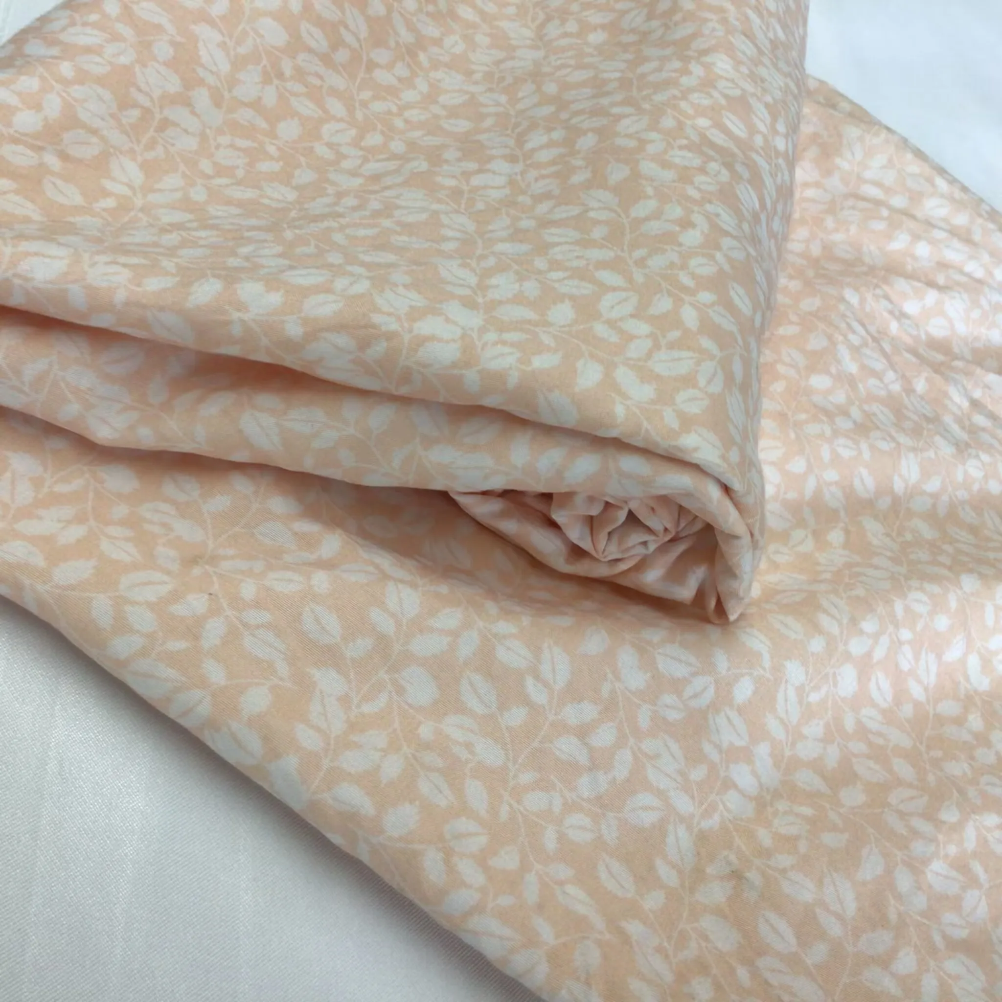 Changxing Hongxin cheap price 100% polyester washing fabric for home textiles
