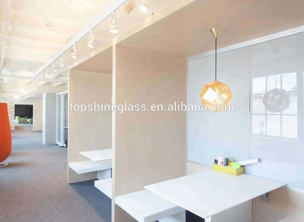 Factory high quality wall mounted magnetic color glass whiteboard for writing