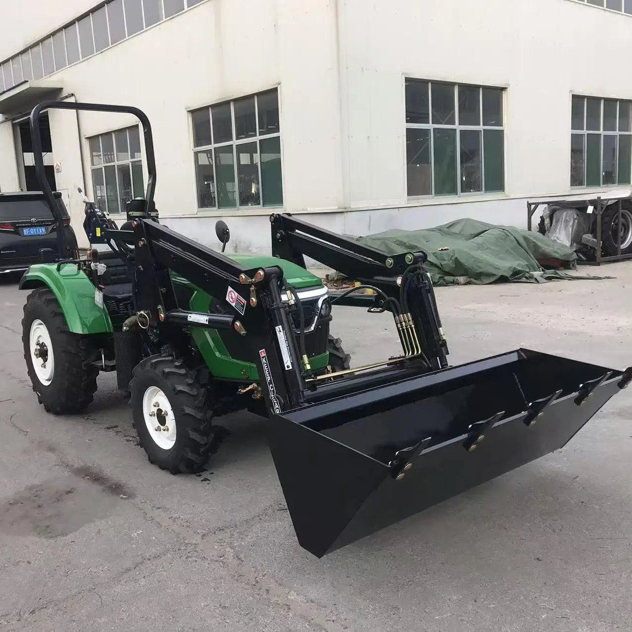 Small Garden Tractor Automatic Backhoe Various HP Options 60hp 140hp Gearbox Pump Core Components Home Use Retail Industries