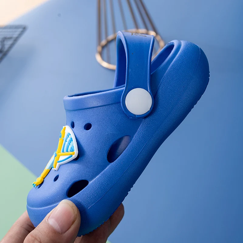 
Wholesale New Fashion Style Clogs Kids Footwear Children Cheap Comfortable Garden Clogs 