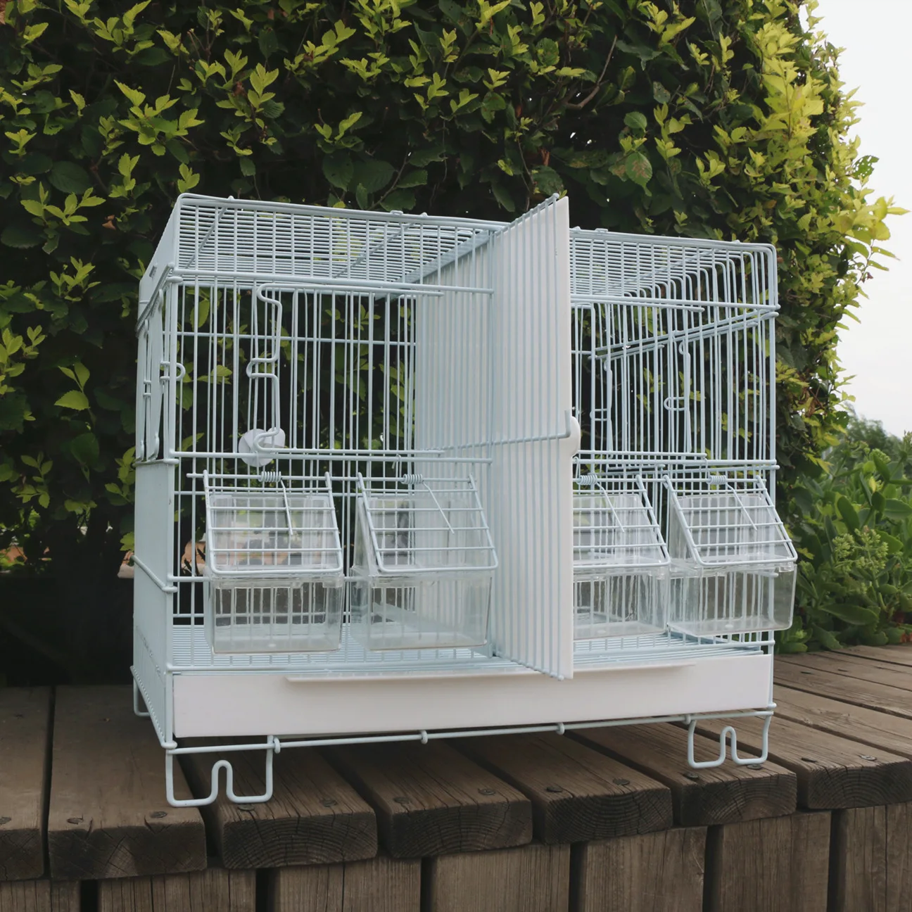 wholesale birdcages High quality luxury parrot canary bird iron cage bird breeding Stackable bird cage