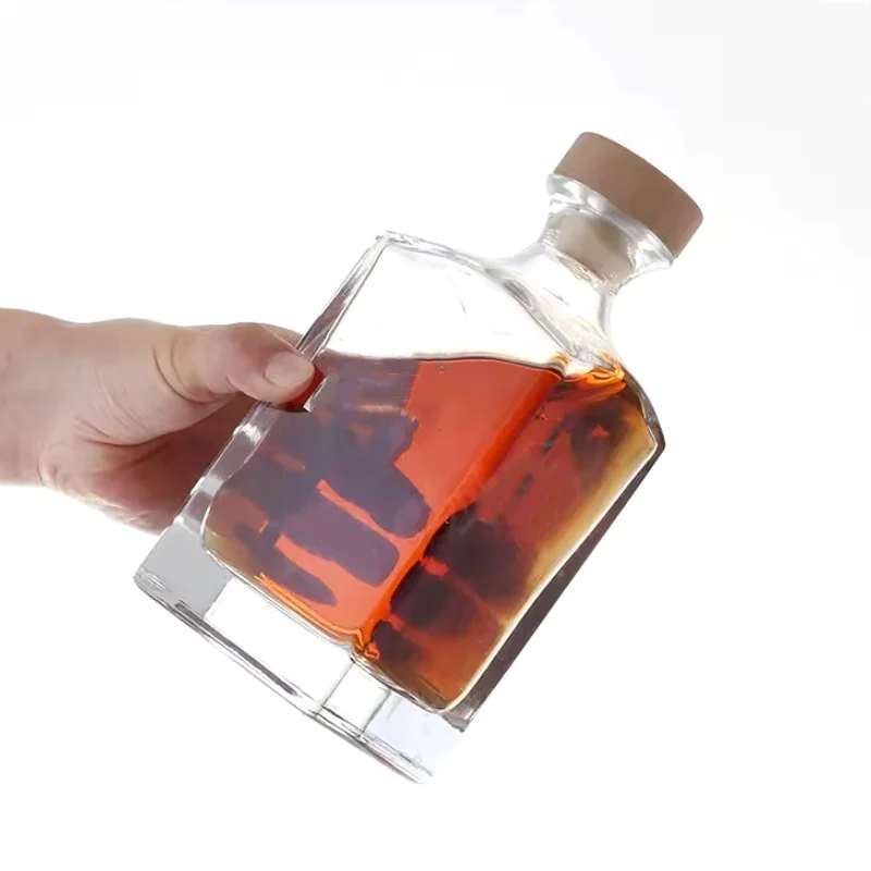 Оптовая продажа Квадратная бутылка ликера 70cl супер прозрачный вес тяжелый виски бренди Ром Текила водка джин пробка стеклянная вина 700 мл