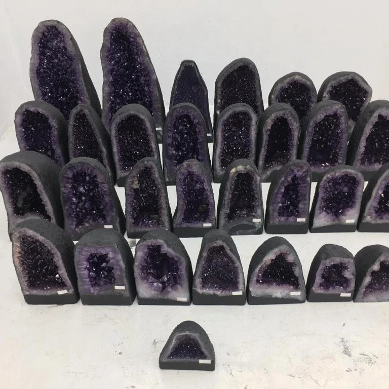 Natural Amethyst Crystal Geodes Perfect Cave Formation Amethyst Geodes Wholesale Black Colour Geode For home decorationHandmade