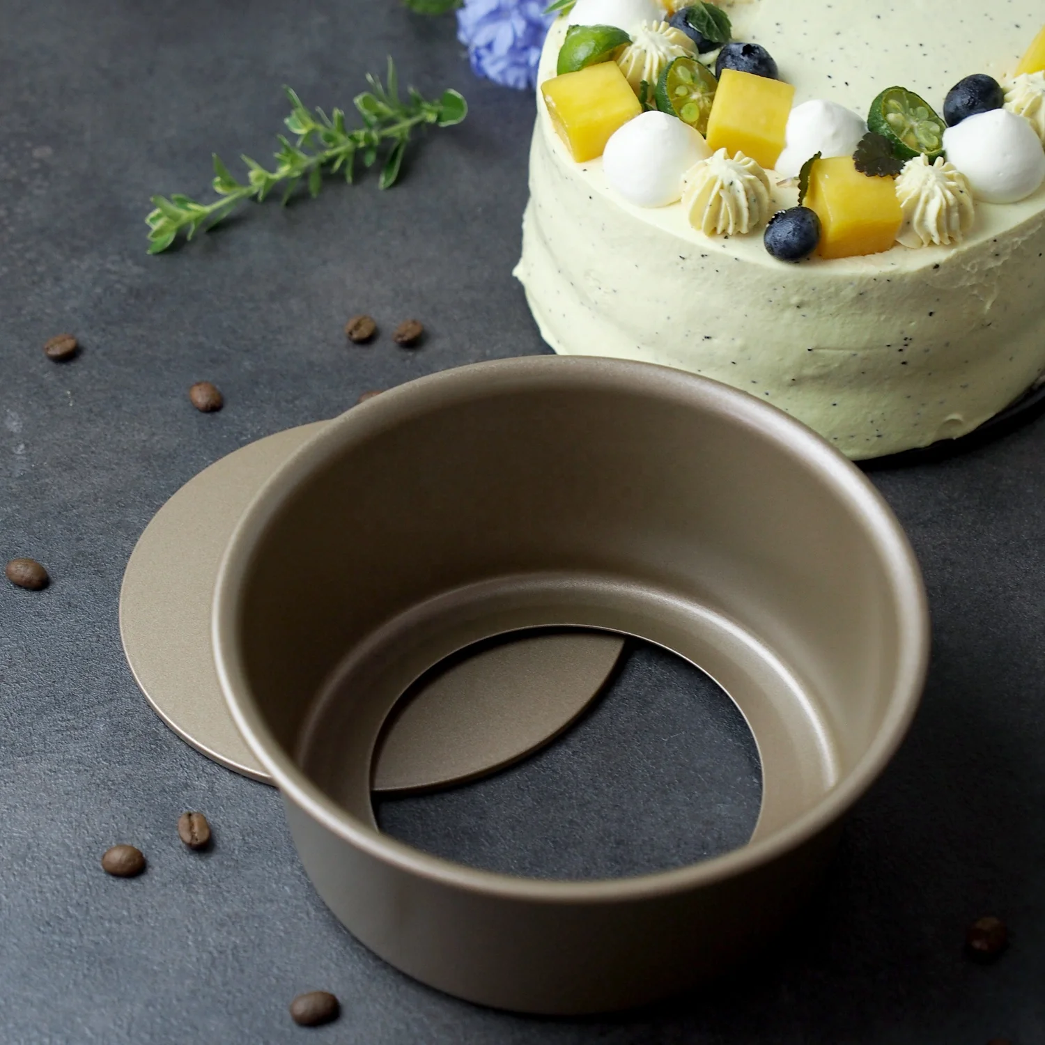 
Nonsitck 8 inch Quick Release Gold round Baking Cake Pan With Removable Bottom.Wholesale Bakeware Tools 