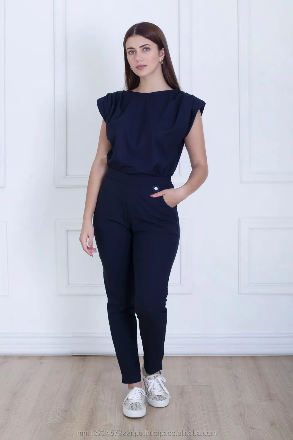 Fashionable Hospital Uniformes Scrub Medico Spandex Stretch Breathable Women Sets Medical Nursing Scrubs Uniforms Wholesale