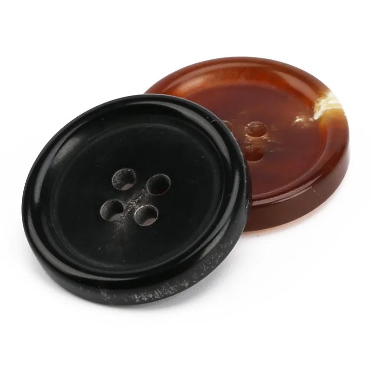 Professional Manufacturer Wholesale Natural Real Custom Ox Cow Horn Buttons for Suit