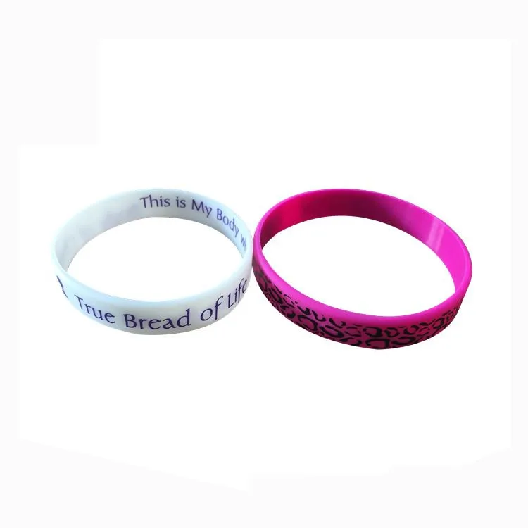 Personalised Eco Friendly  Band Bracelets Custom Shape Green Silicon Wristband For Children