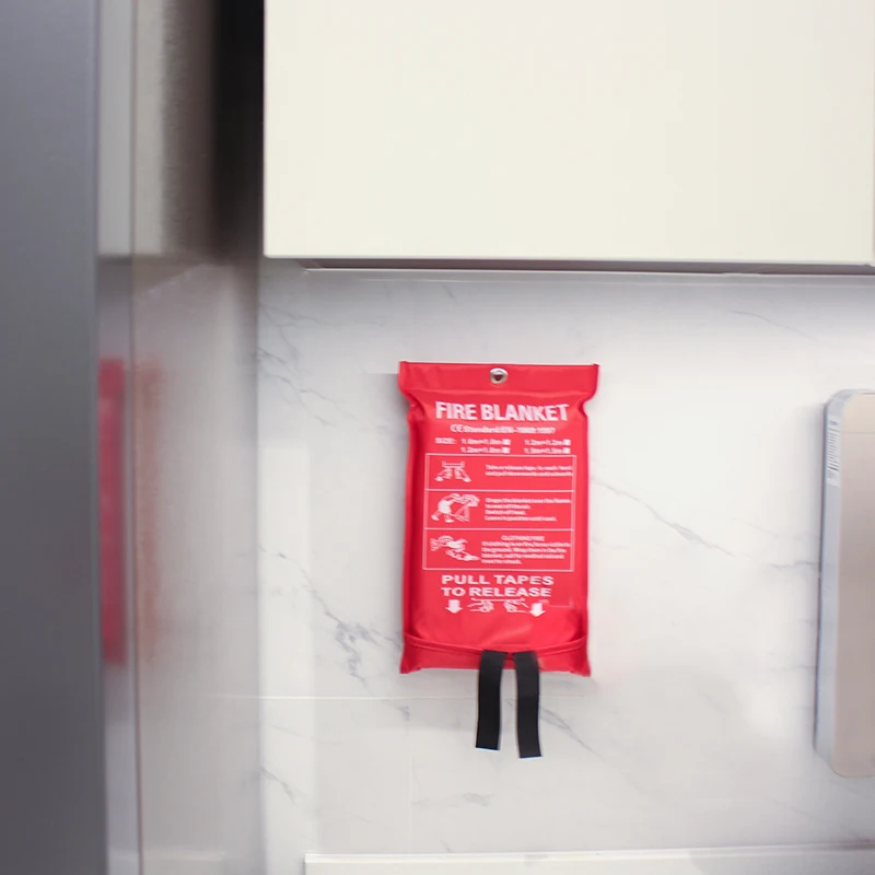 EN 1869 1 m*1 m 100% Fiberglass silicone rubber coated fireproof pagged heat resistant blanket