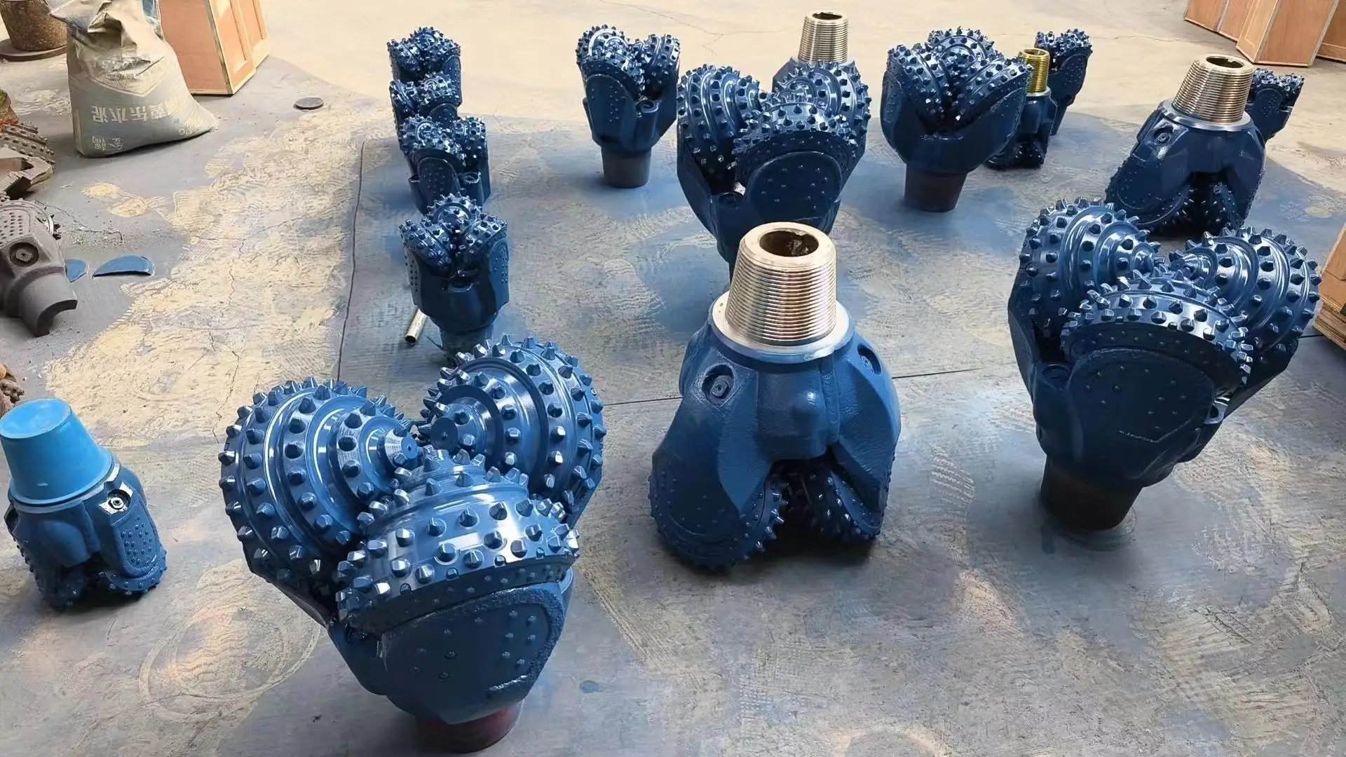 IADC CODE 637/737 High Technology Matrix body or carbide body PDC drill bit for oil/mining well drilling