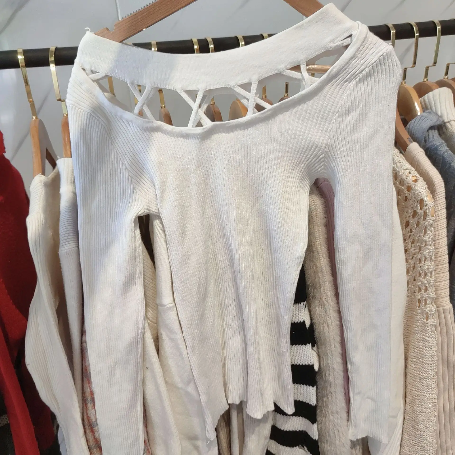 second hand clothes old clothes  sale boutique used clothes men women second hand sweaters