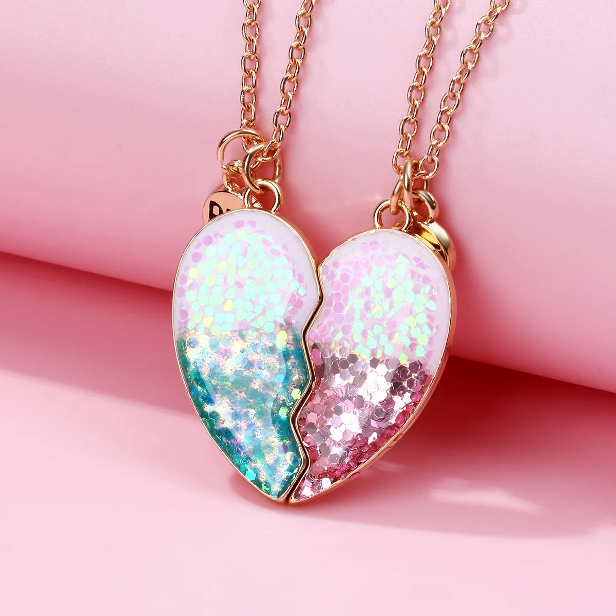 Colorful Heart-shaped Scallion Powder Sequin Pendant Best Friend Chain Lovely BFF Friendship Necklace for Friend Girl 2Pcs/Set