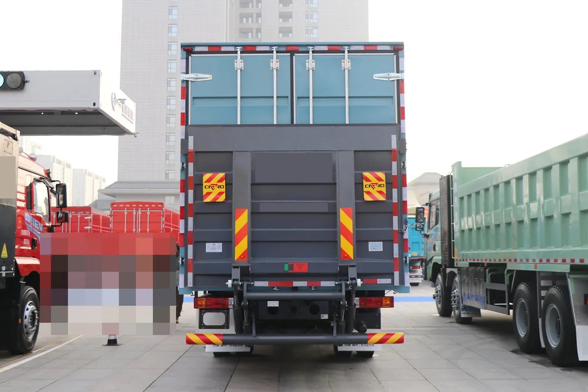 4X2 heavy 6 wheeler electric battery capacity 352.08kWh single row 3 seats 2 doors 6 wheels ABS cargo truck with factory price