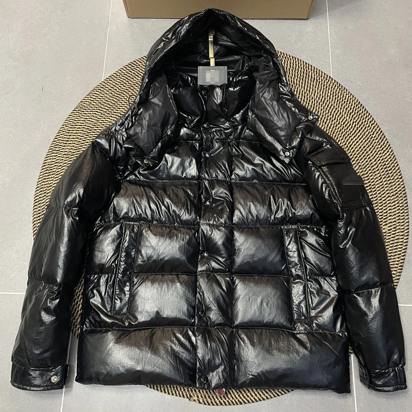 Fashion Famous Brand Monc NFC Luxury Winter Puffer Bubble Thicken Jacket 2024 Casual Men Outwear Warm Clothing Down Jacket Coats
