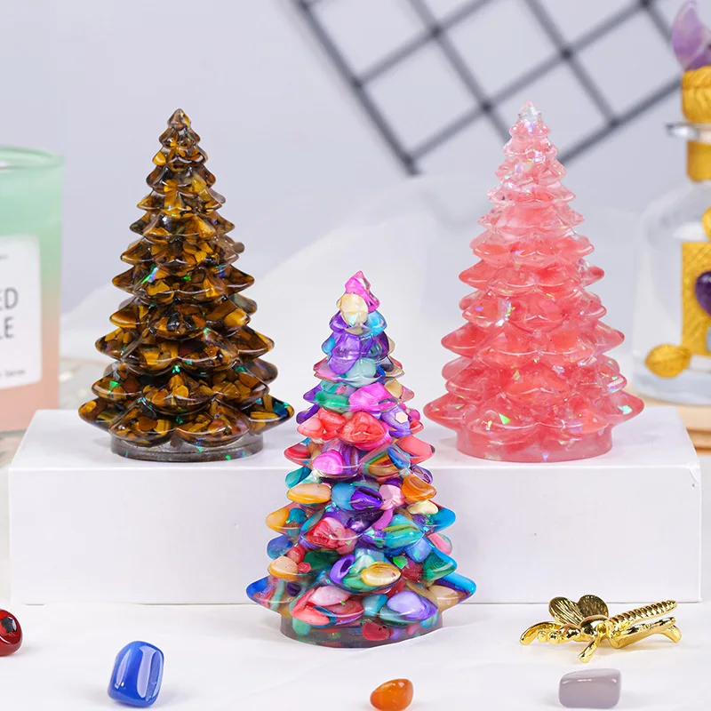 2024 New Arrival Gemstone Gravels Crafts Resin Christmas Crystal Tree For Decoration Gift