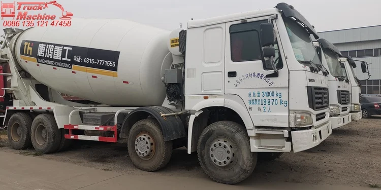 
Used 8x4 Sinotruk Howo Concrete Mixer Truck 12-16 CBM for sale 