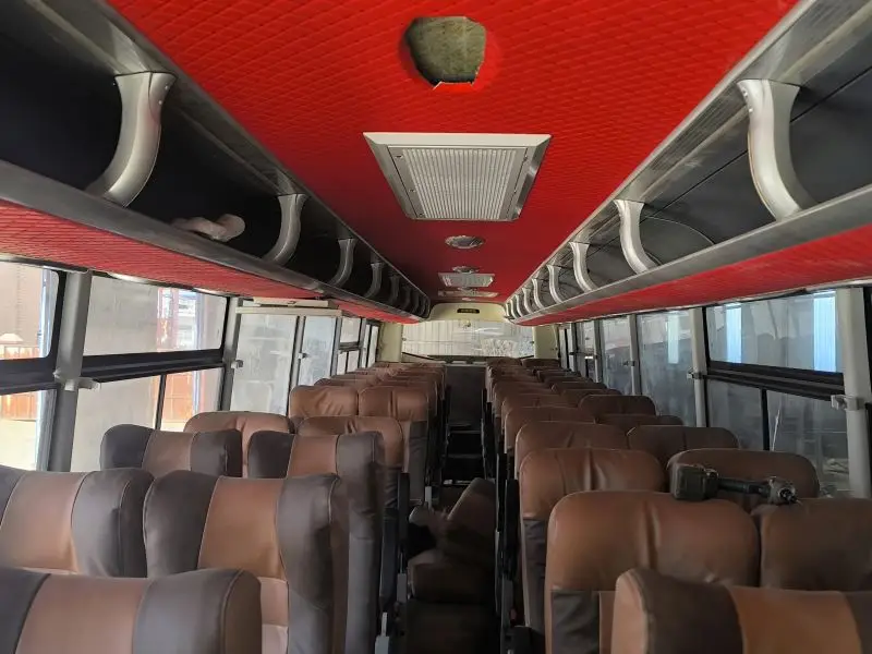 Yu tong Luxury Bus 27-66 seats Used Buses Euro 2 City Bus for sale
