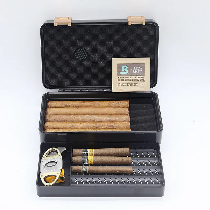 Custom LuCigar Cedar Wood Leather Travel Humidor with Cigar Accessories Hookahs Gift Set