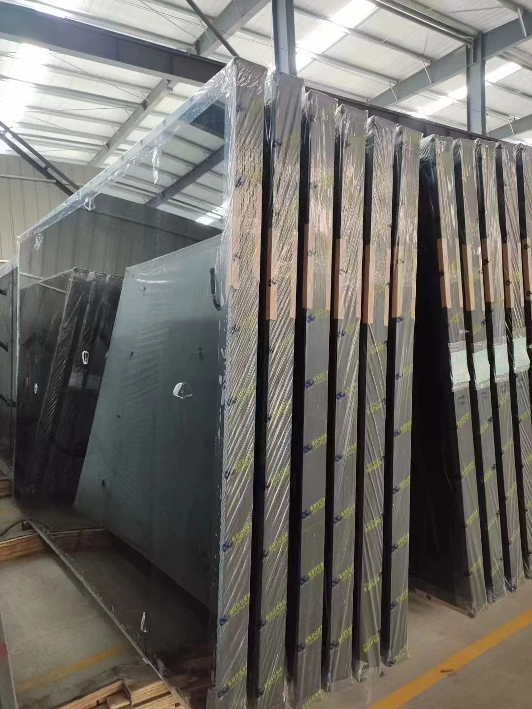 Professional    Manufacture  high   quality    black   glass   5mm   6mm  8mm   10mm