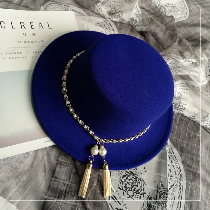 2022 Women New Style Winter Fashion Hat Felt Panama Felt Cowboy Hats Fedora Hats Wool Wholesale Pearl Chain