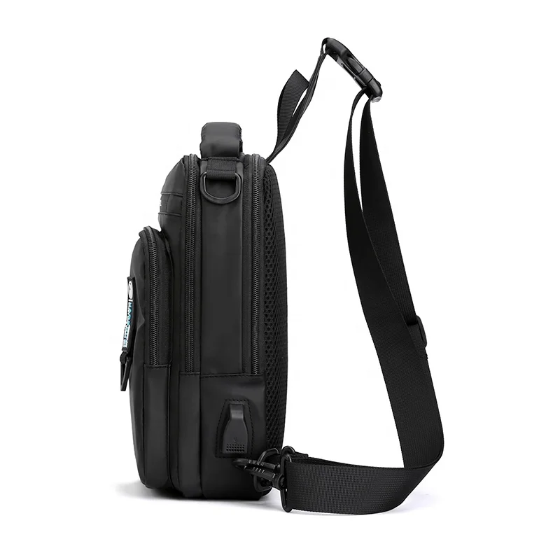 New Design Men Leisure Waterproof Chest Sling Crossbody Bag with usb