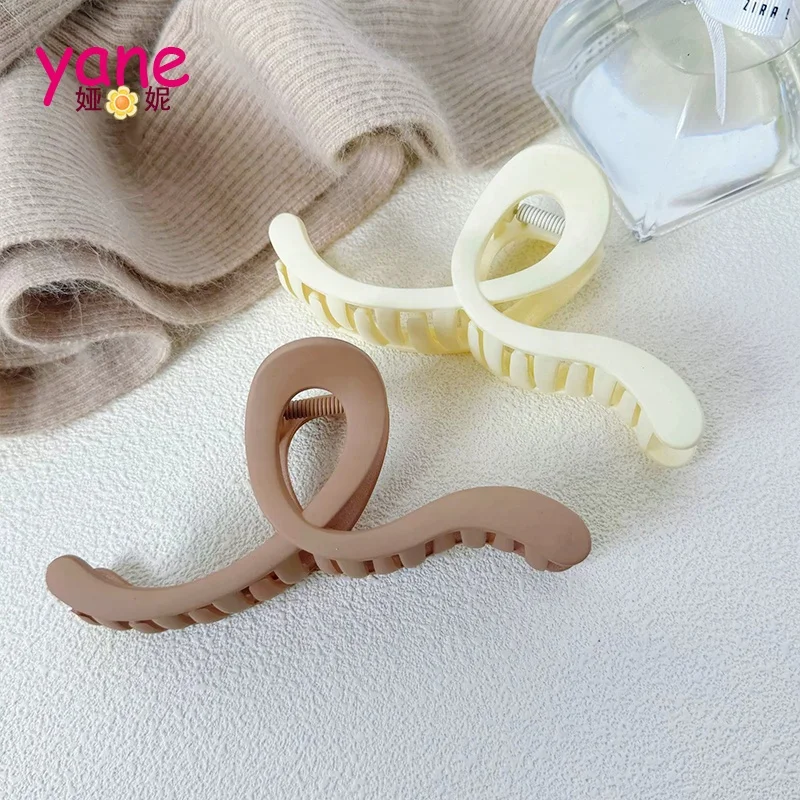 11CM Wave Hair Claw Matte Black Shark Hair Clips For Women Hair Accessories