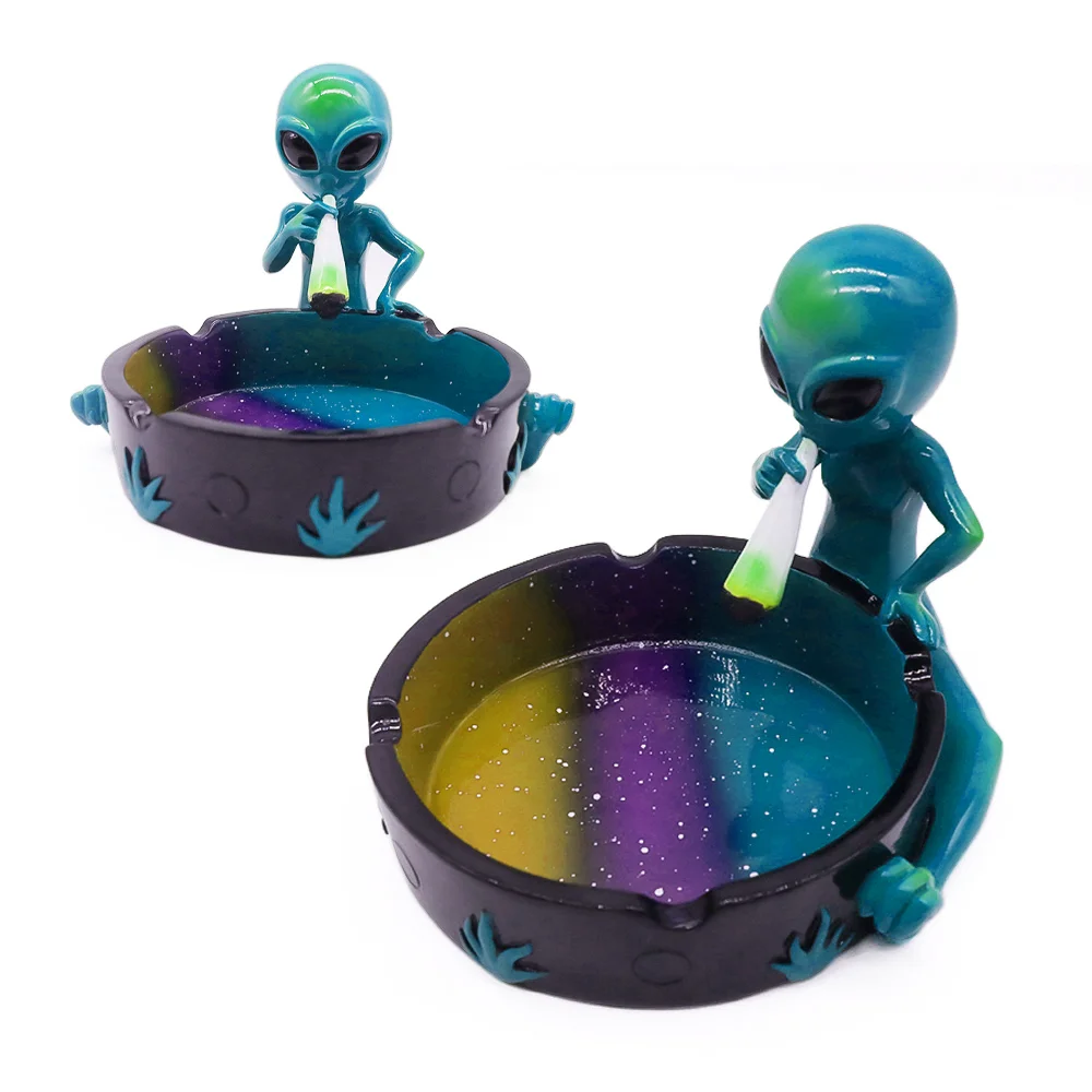 New Design Custom Alien Cigar Ashtray Smokeless Resin Ashtray  Eco Friendly Alien Herbal Resin Ashtray