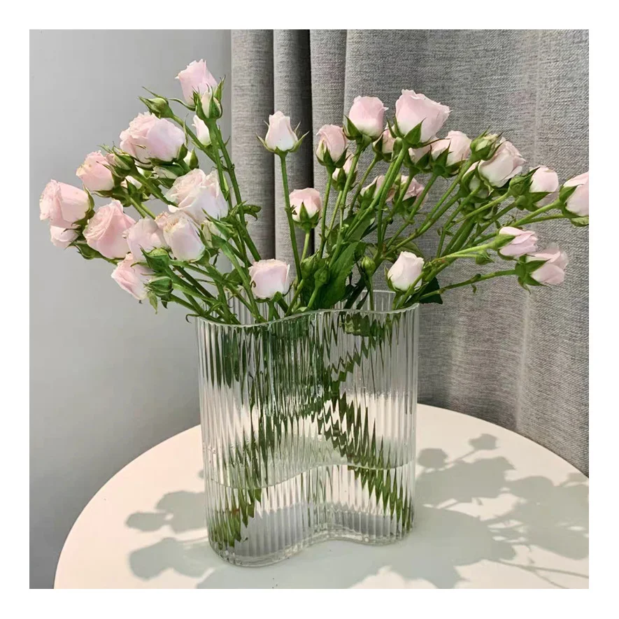 Ribbed High Quality Aesthetic Classic Cheap Art Grand Designer Glass Vase With Stand