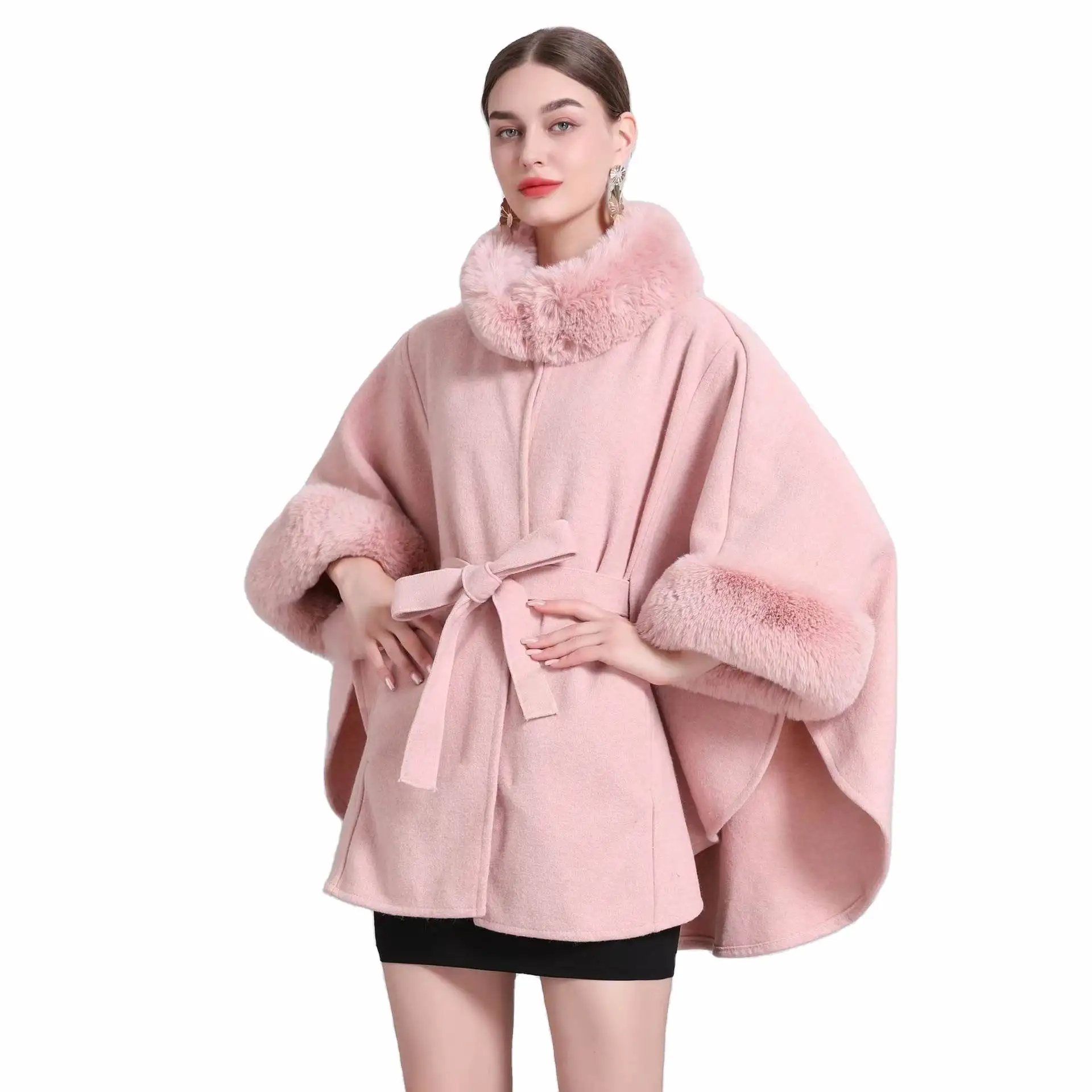 New Design Women Wool Capes High Fashion Faux Fur Shawls Fur Collar Lady Winter Ponchos