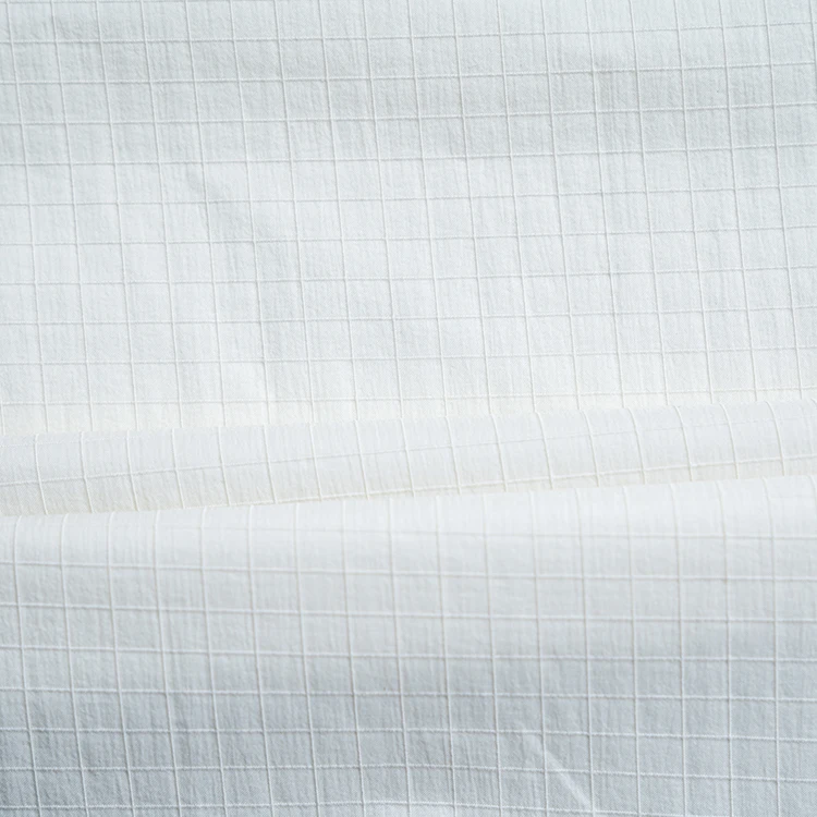 Recycled ripstop plain woven water repellent Textured  piece dyed 100% nylon fabric for clothing