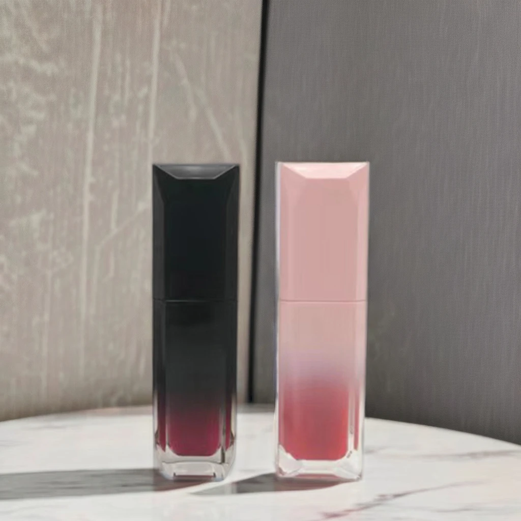 High Quality Mineral Lip Gloss Waterproof Liquid Lipstick with Long-Lasting Mate Finish Custom Logo Sample Size