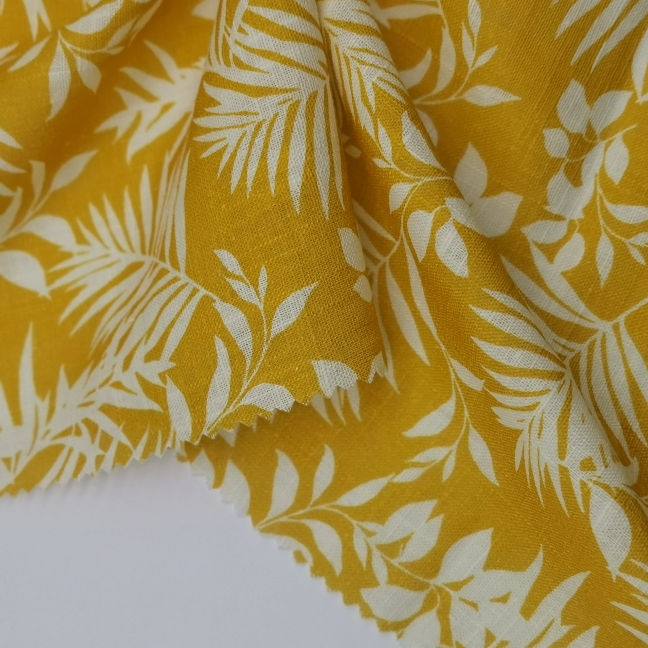 
high quality Customized Latest design flower pattern 100% linen print fabric for dress 