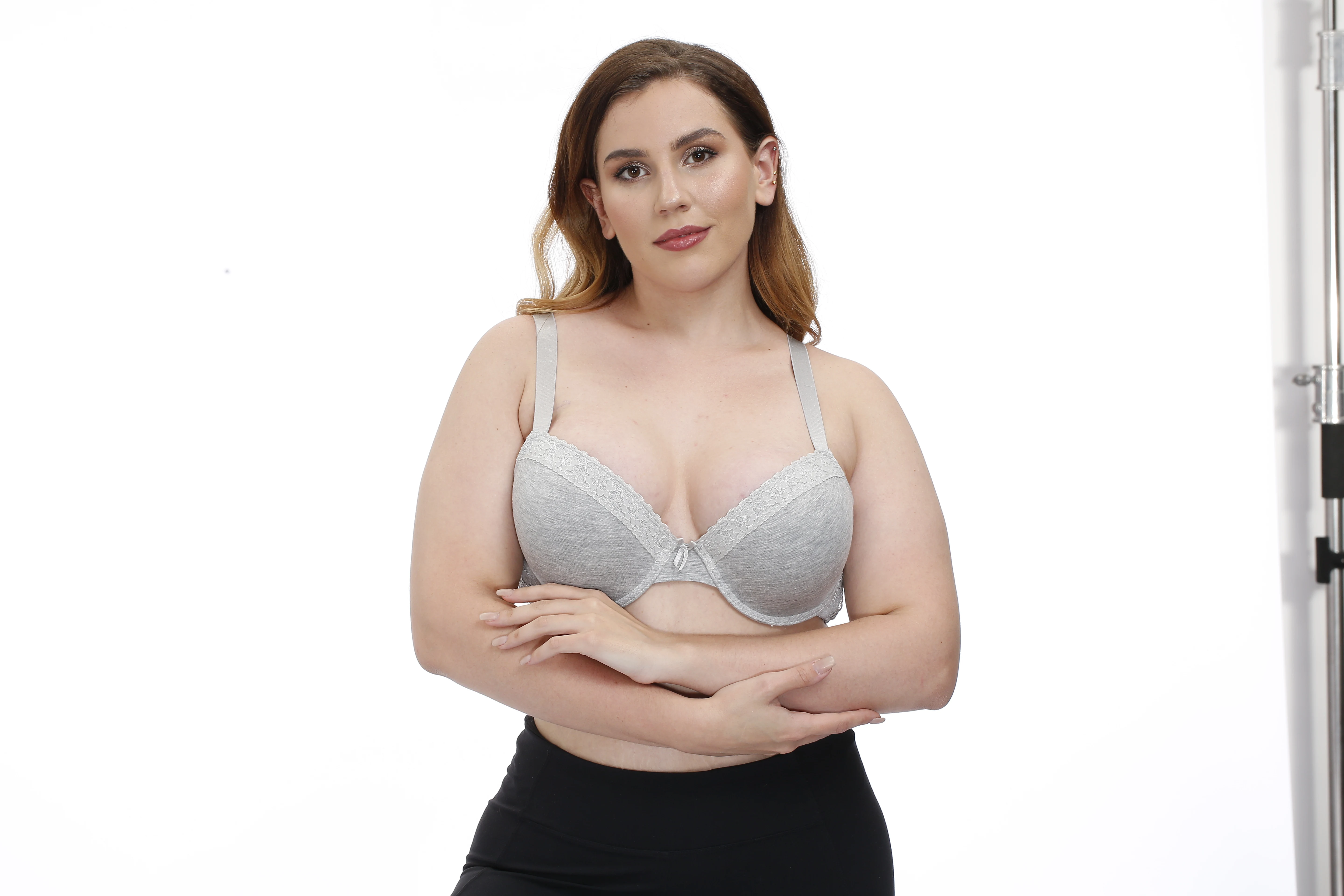 2023 new summer thin cup cotton bra basic ladies  plus size bra lace