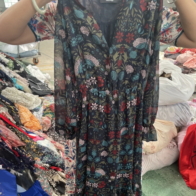 EVE Wholesale Silk Dress Used Clothes Summer Bales Japan Used Clothing Skirt