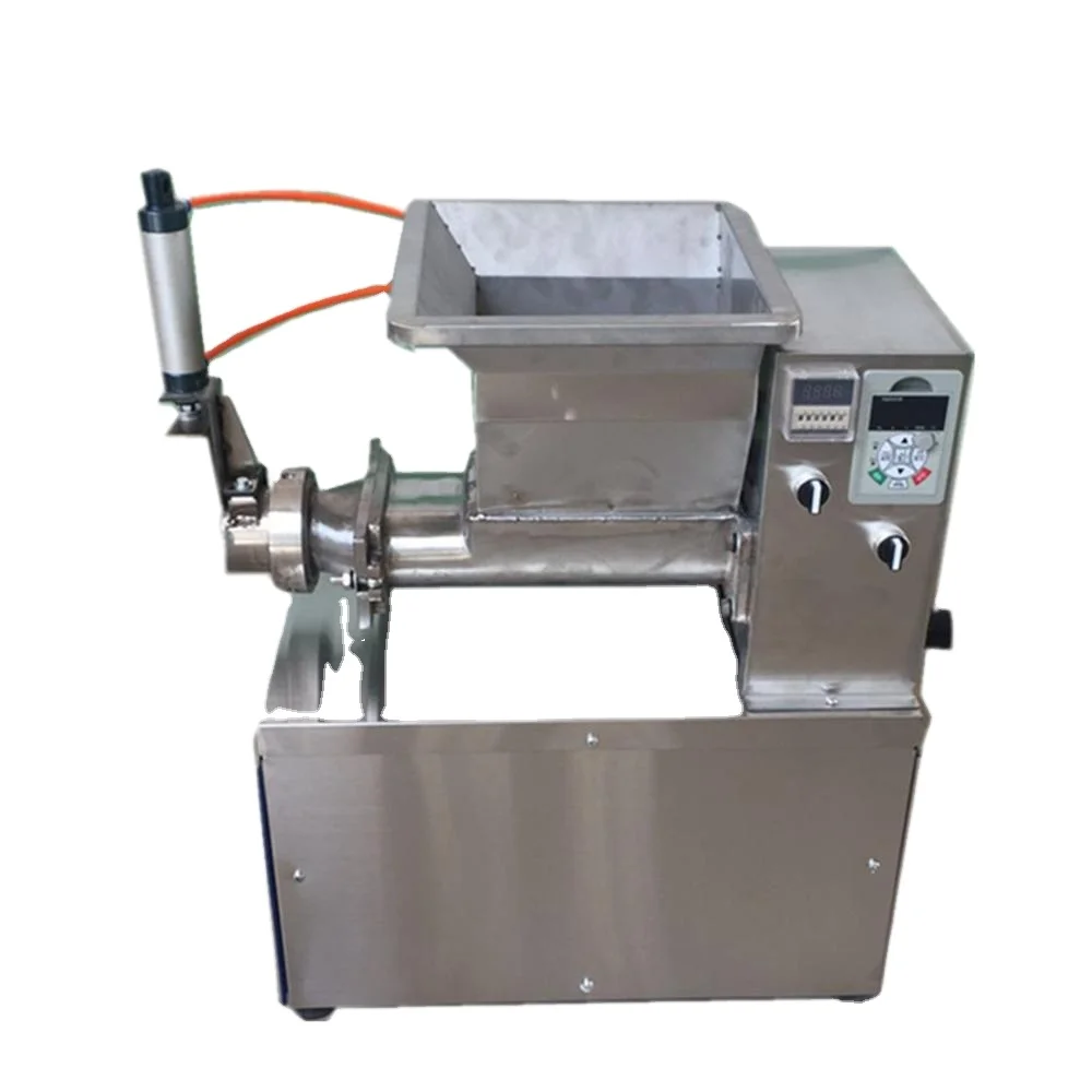 Long service time extruder dough divider rounder/empanada dough cutter machine