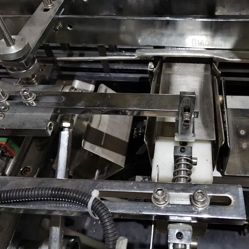 Fully Automatic Non Woven 3 Ply Ear Loop Face Mask Box Packing Machine