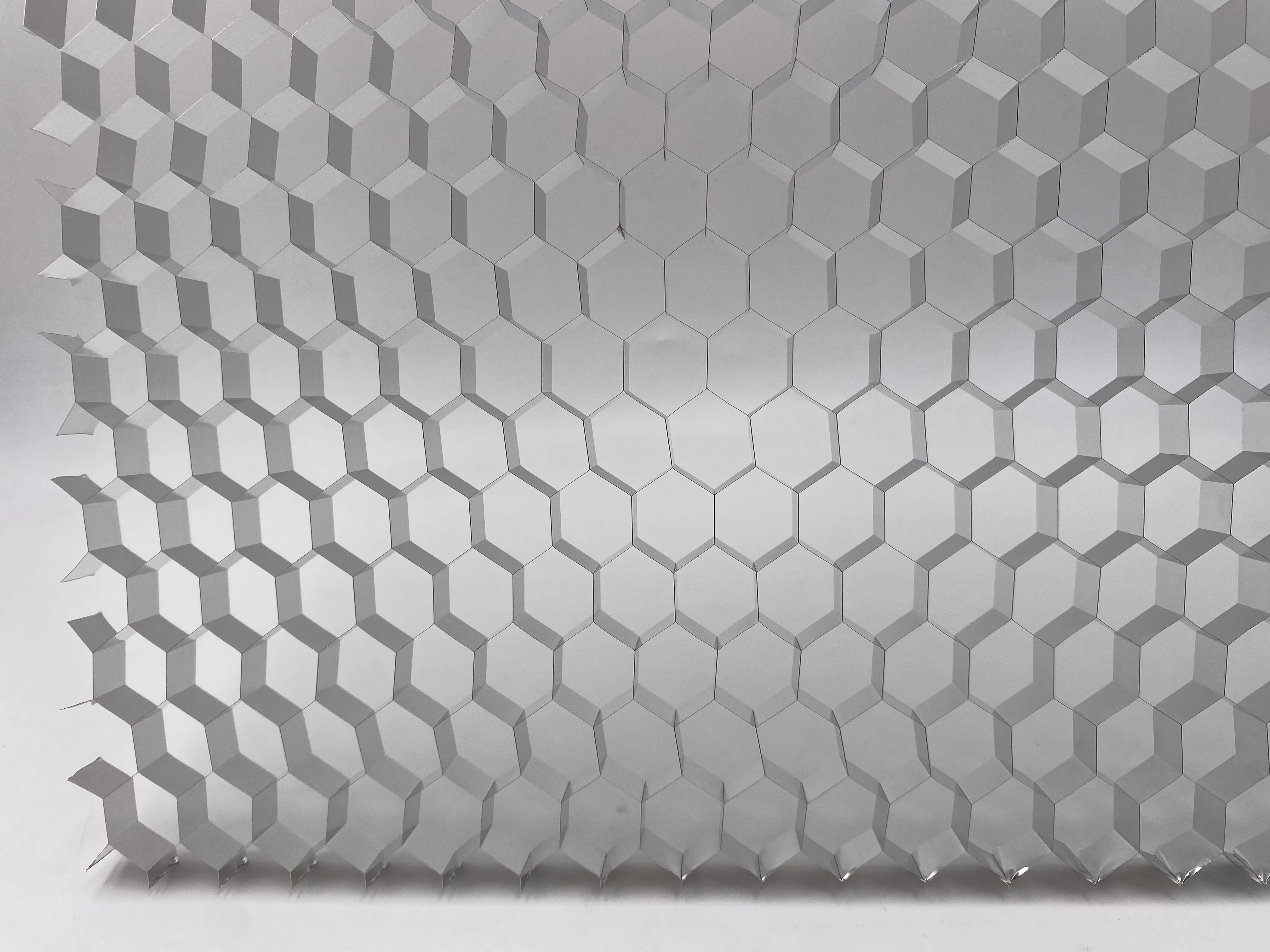 PVDF/PE Coating Aerospace Grade Aluminum Honeycomb Core