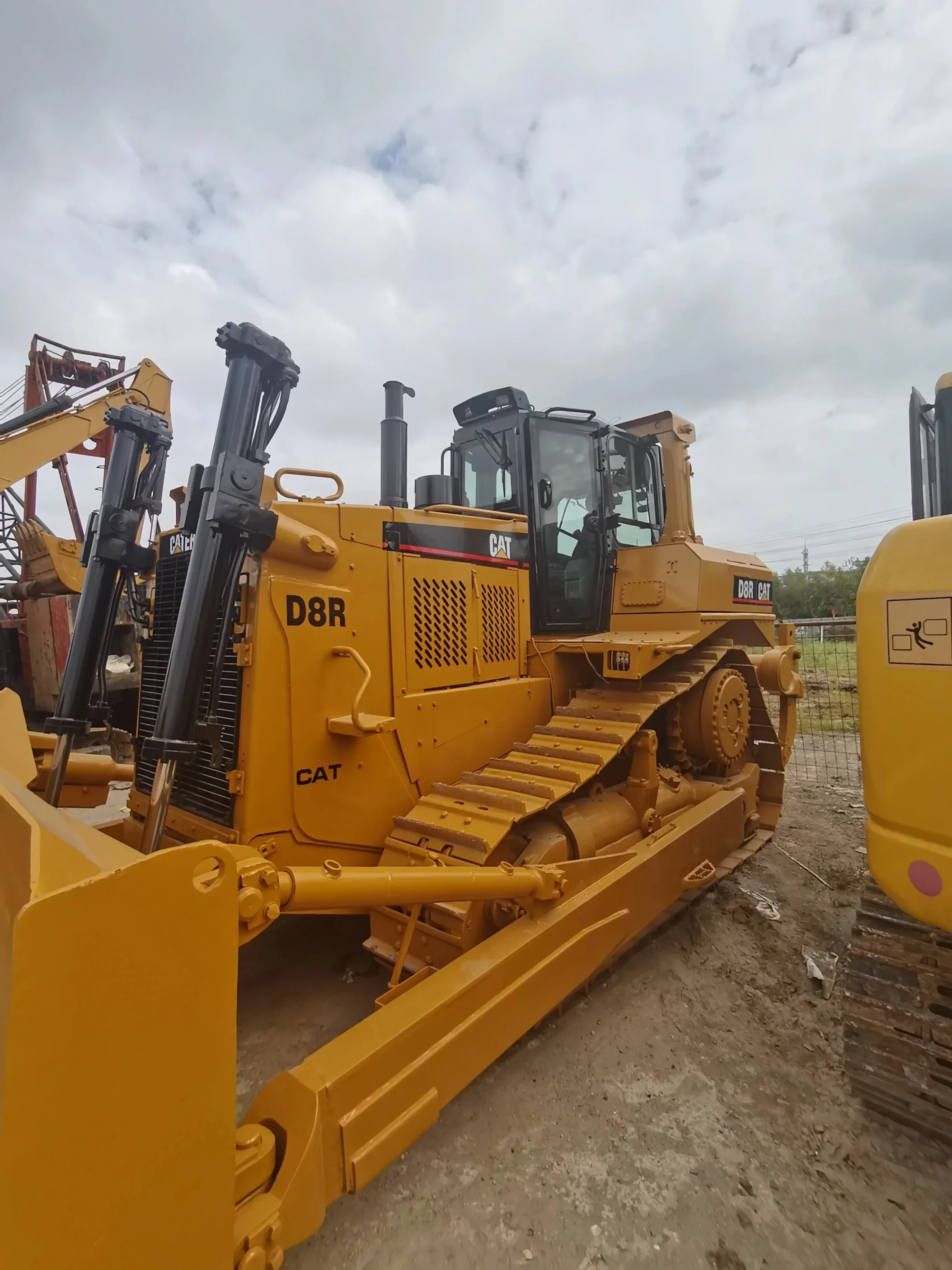 Used Secondhand Construction Machinery Equipment CAT D8R Used Bulldozer Machine CAT D8R Bulldozers