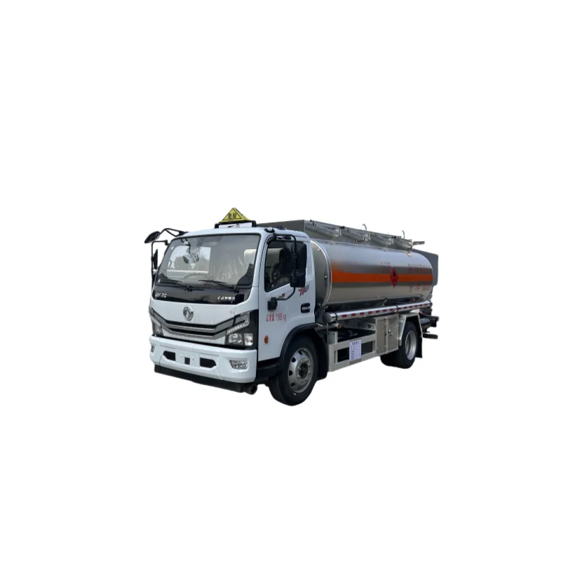 Mini 11 Cubic Dongfang Dorica D7 Fuel Truck for Sale, Made in China