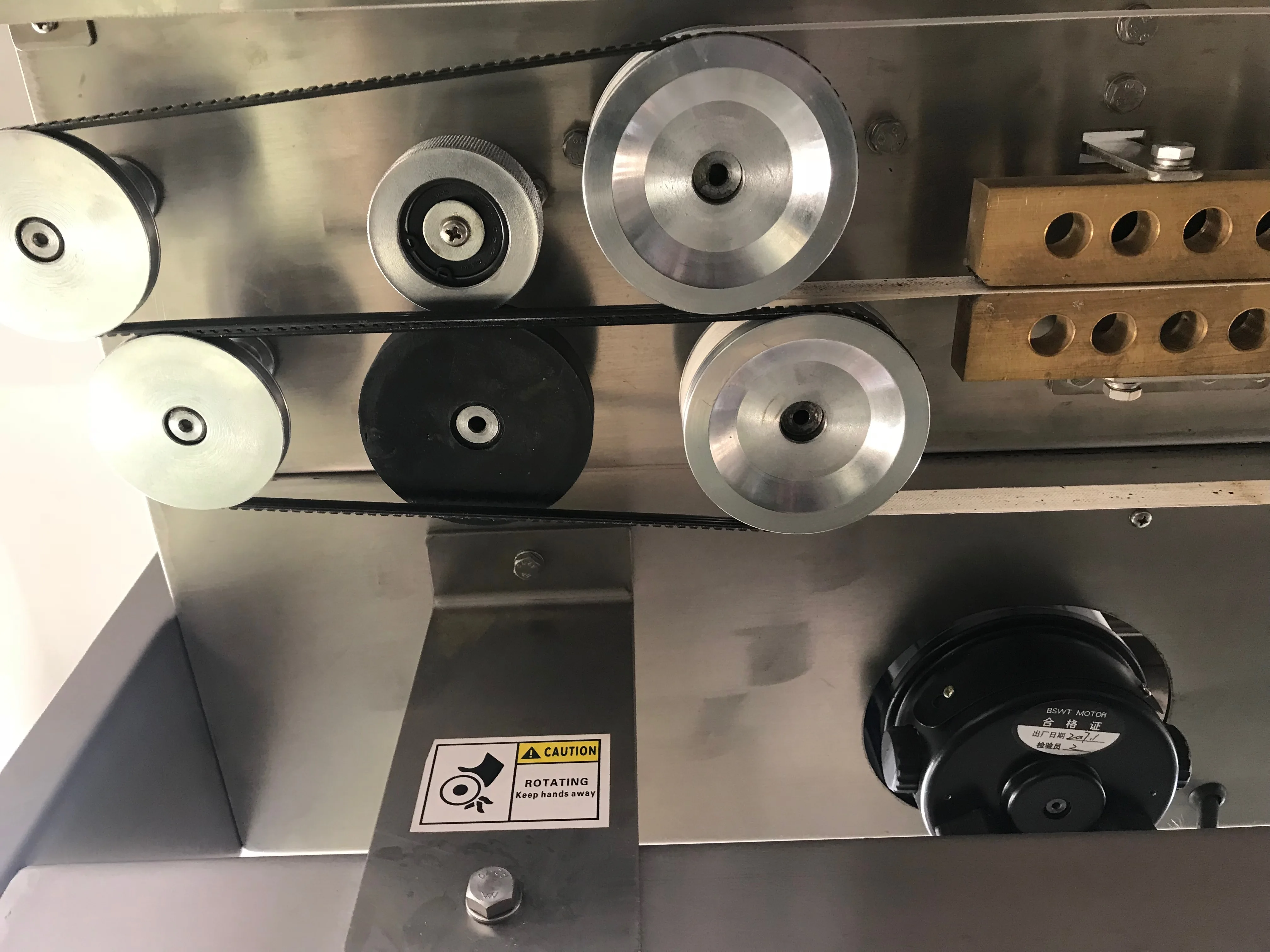 FRL600 Automatic Heavy Duty Solid Ink Print Vertical Continuous Aluminum Stand Up Pouch Plastic Bag Heat Sealing Machine