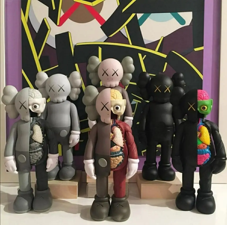 Скандинавские современные поделки Kaws скульптура в натуральную величину полуанатомическая статуя Bearbrick для украшения