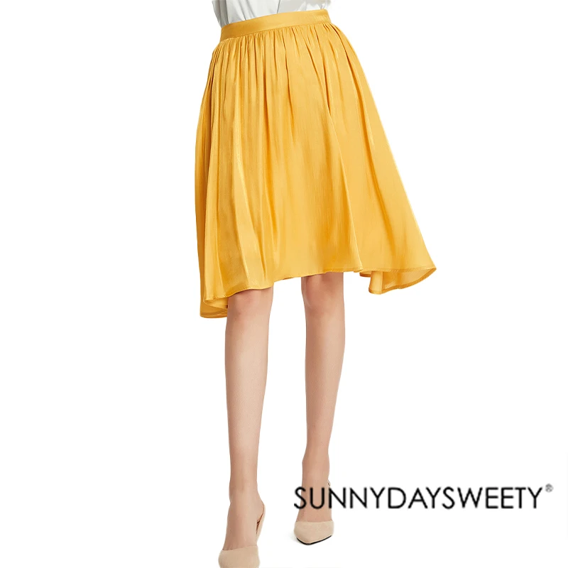 Ladies French Style Casual Classic Pleated Waist Comfortable Streamer Fabric Golden Short Skirts for Women