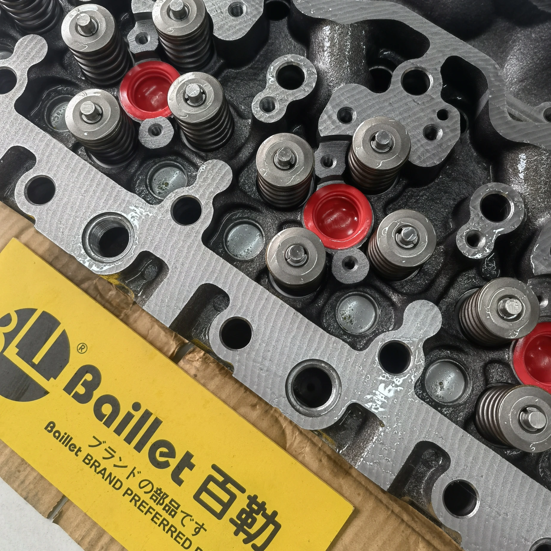 6D107 Excavator Cummins QSB6.7 Cylinder Head 5272457 5361605 4988954 5282721 For Komatsu Cylinder Head Assy