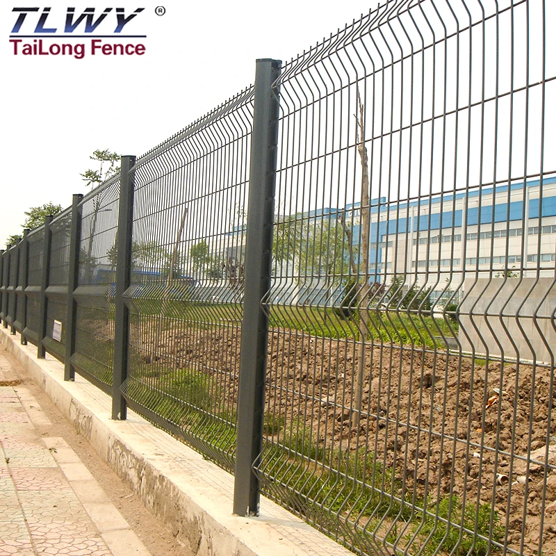 Заводская поставка изогнутый треугольный забор с изогнутым V-образным покрытием