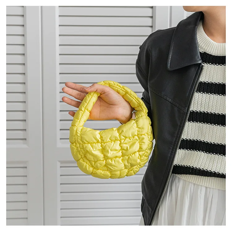 Женская стеганая сумка-тоут с нейлоновой подкладкой