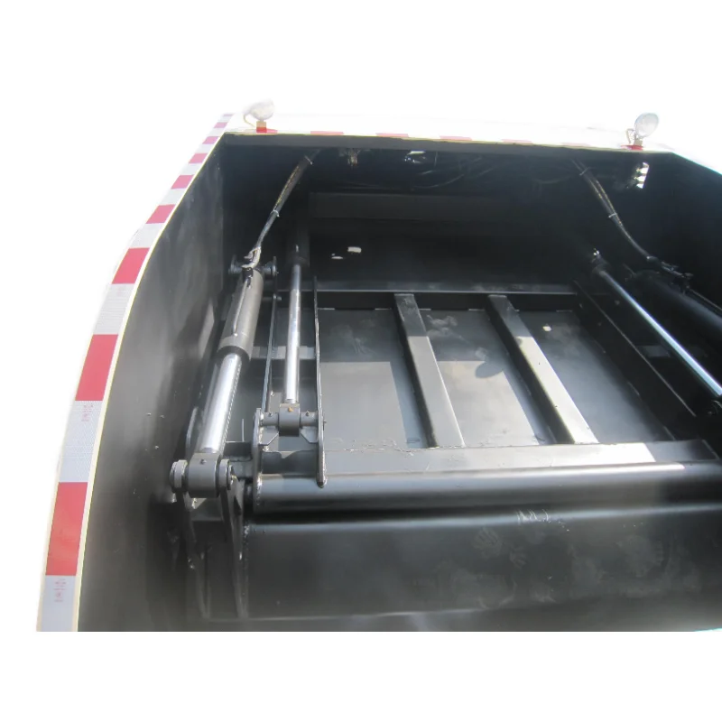 Hot selling Dongfeng environmental sanitation garbage collection garbage truck hook lifting garbage transport vehicle in China