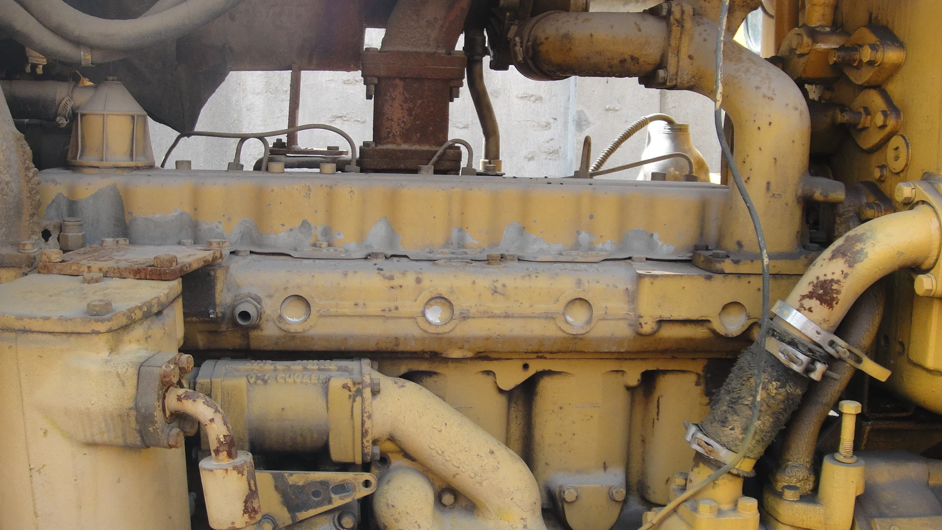  Б/у бульдозер CAT D6D Caterpilar гусеничный трактор хорошая