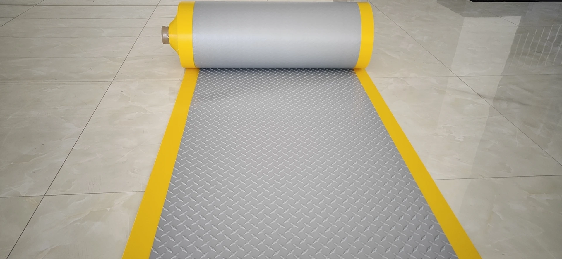 Manufacturer Direct 3.1mm 4.5mm Walkway TPO Waterproofing Membrane Walk Way Rubber Membrane with Pattern